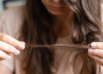 O mistério dos fios partidos: Por que seu cabelo está quebrando sem aviso?