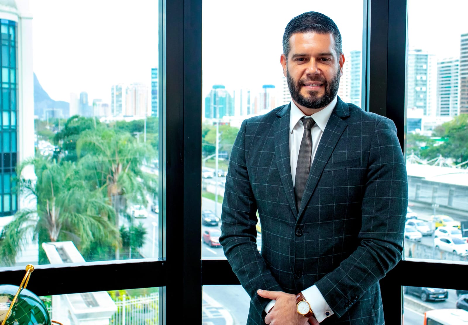 Leandro Luzone articula a conexão entre mercados e culturas: “Sem o Direito Internacional, o mundo é uma anarquia global”