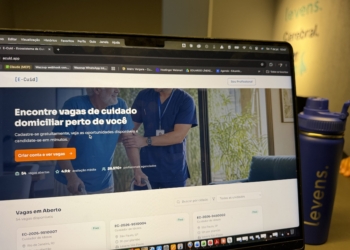 Sistema ECuid App - Vagas para Cuidadores de Idosos é um ecossistema B2B que oferece tecnologia, formação e certificação para empresas.