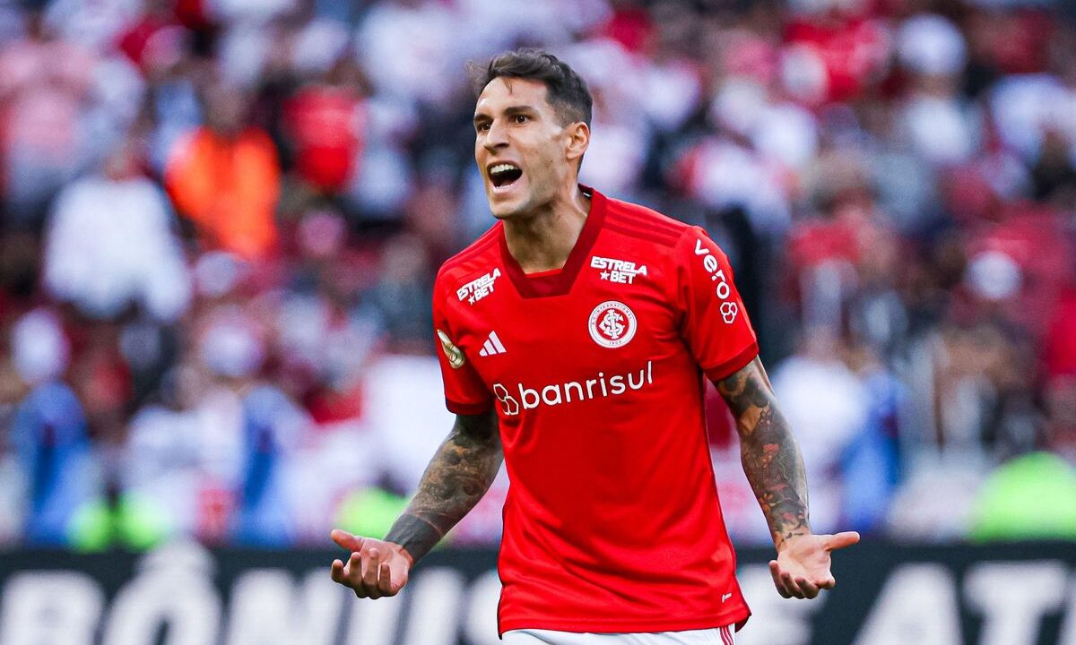 Hugo Mallo em ação pelo Internacional