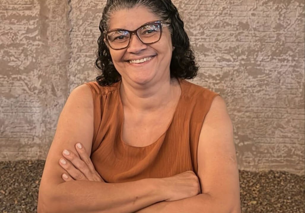 Lucinea de Lima Caldeira, contemplada com R$ 1 milhão na edição de junho do Pix do Milhão. Foto: divulgação/Pix do Milhão.