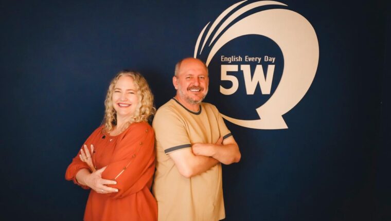 5W English, braço da Global Way Idiomas, oferece método, material, marca e suporte a professores de inglês, sem o formato de franquia.