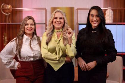 A condução do escritório por Paula Melo, Patricia Melo e Káthya Sena acrescenta à pauta uma dimensão de liderança feminina na gestão de negócios jurídicos.